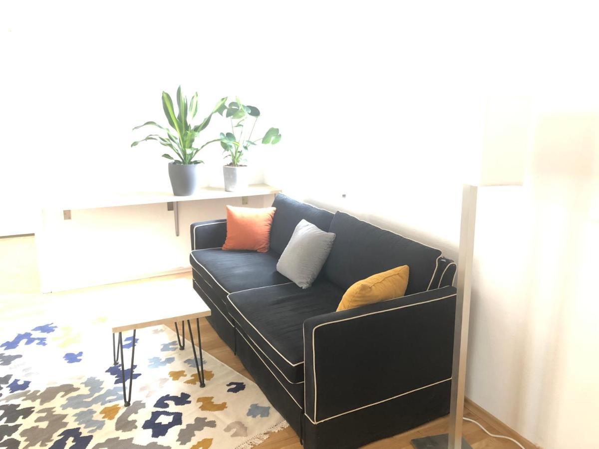 2 Mit Terrasse! Schoenbrunn-naehe Apartment Vienna