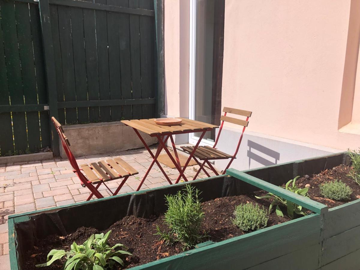 2 Mit Terrasse! Schoenbrunn-naehe *