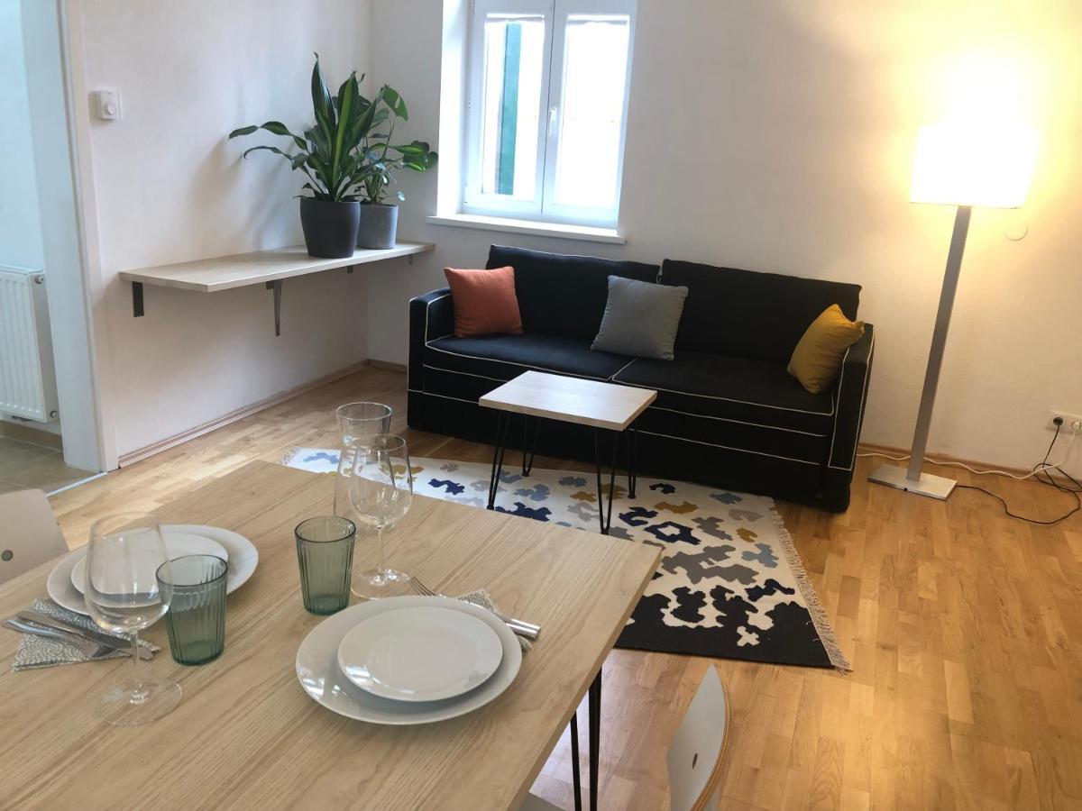 2 Mit Terrasse! Schoenbrunn-naehe Apartment Vienna